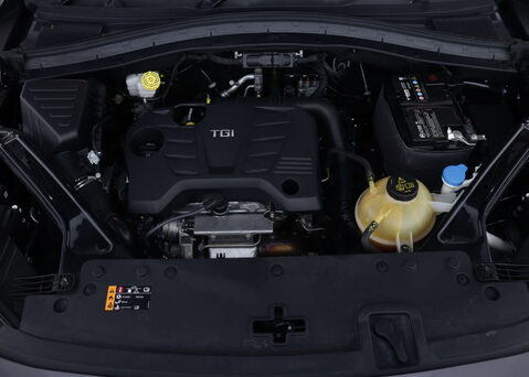 MG HS 1.5 HS Exclusive Semi-Auto 5dr 50