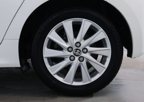 Toyota Yaris 1.5 Yaris Icon HEV CVT 5dr 15