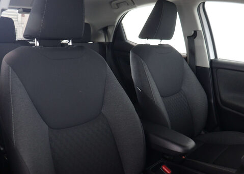 Toyota Yaris 1.5 Yaris Icon HEV CVT 5dr 38