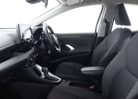 Toyota Yaris 1.5 Yaris Icon HEV CVT 5dr 41