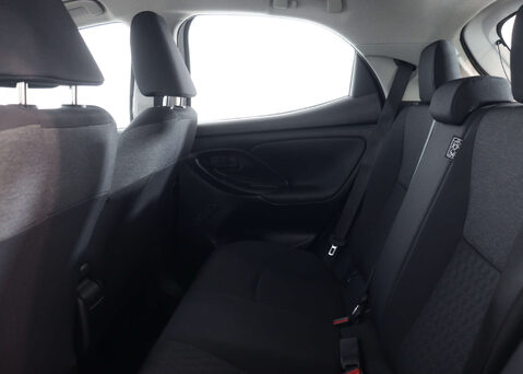 Toyota Yaris 1.5 Yaris Icon HEV CVT 5dr 44