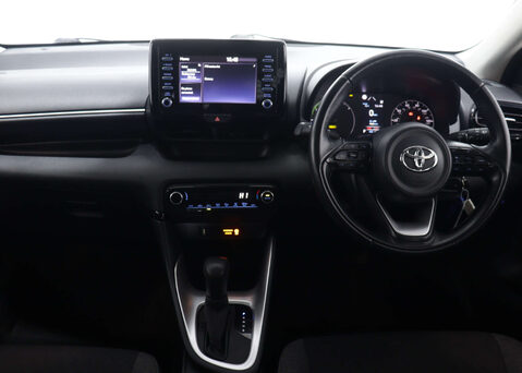 Toyota Yaris 1.5 Yaris Icon HEV CVT 5dr 18