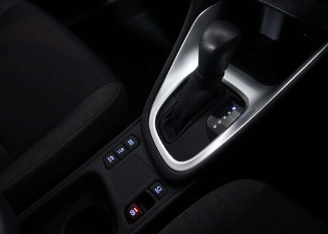 Toyota Yaris 1.5 Yaris Icon HEV CVT 5dr 29