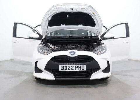 Toyota Yaris 1.5 Yaris Icon HEV CVT 5dr 49