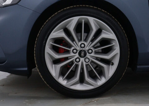 Ford Focus 1.0 Focus ST-Line X Auto 5dr 15