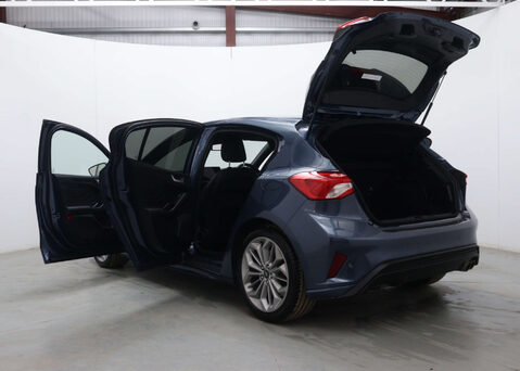 Ford Focus 1.0 Focus ST-Line X Auto 5dr 56