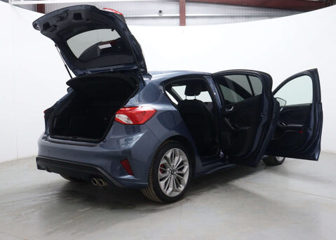 Ford Focus 1.0 Focus ST-Line X Auto 5dr 58