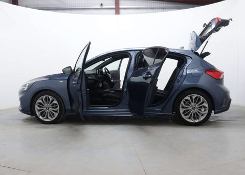 Ford Focus 1.0 Focus ST-Line X Auto 5dr 55
