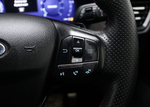 Ford Focus 1.0 Focus ST-Line X Auto 5dr 33