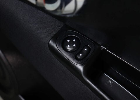 Fiat 500 1.0 500 MHEV 3dr 33