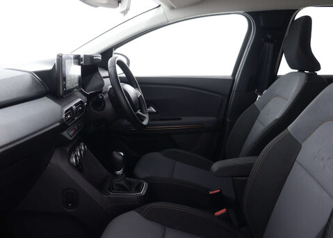 Dacia Jogger 1.6 Jogger Extreme HEV Auto 5dr 35