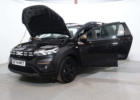 Dacia Jogger 1.6 Jogger Extreme HEV Auto 5dr 43
