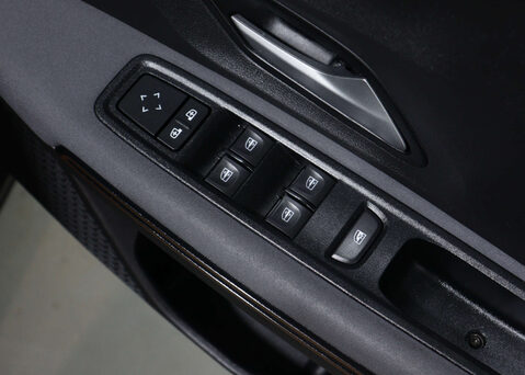 Dacia Jogger 1.6 Jogger Extreme HEV Auto 5dr 29