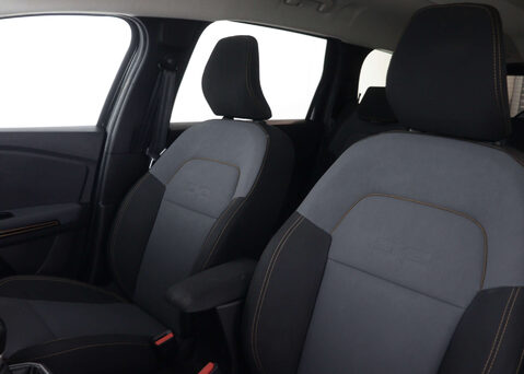 Dacia Jogger 1.6 Jogger Extreme HEV Auto 5dr 36
