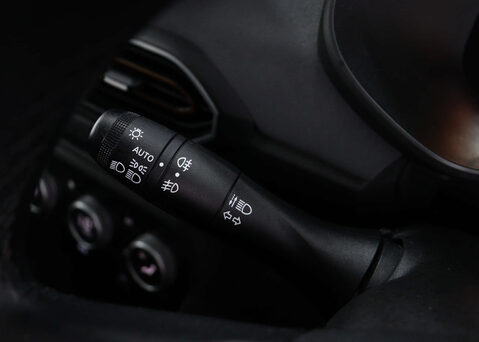 Dacia Jogger 1.6 Jogger Extreme HEV Auto 5dr 26