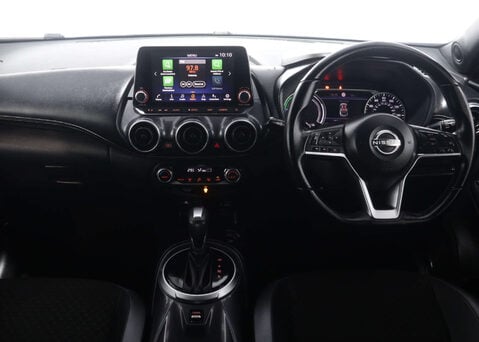 Nissan Juke 1.6 Juke N-Connecta HEV CVT 5dr 19