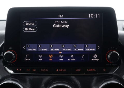 Nissan Juke 1.6 Juke N-Connecta HEV CVT 5dr 23