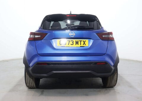 Nissan Juke 1.6 Juke N-Connecta HEV CVT 5dr 10