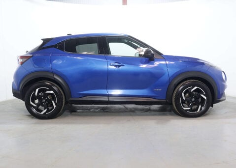 Nissan Juke 1.6 Juke N-Connecta HEV CVT 5dr 12
