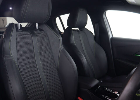 Peugeot 208 208 GT Ev 5dr 40