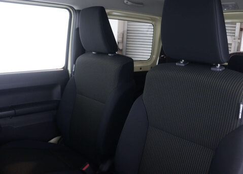 Suzuki Jimny SZ5 4X4 44