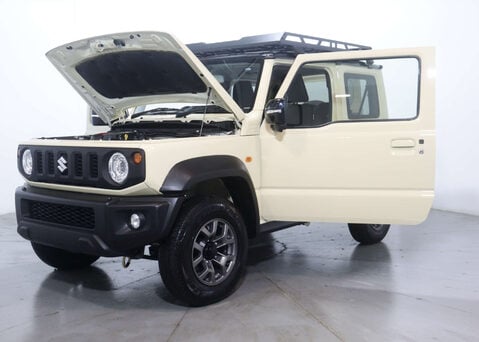 Suzuki Jimny SZ5 4X4 52