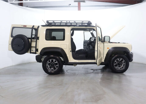 Suzuki Jimny SZ5 4X4 57