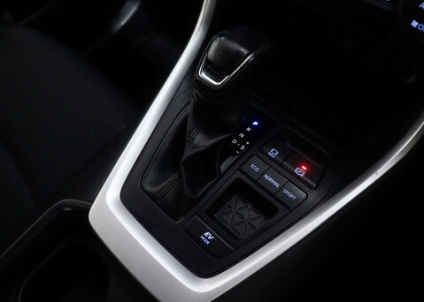 Toyota Rav4 2.5 RAV4 Icon HEV 4x2 CVT 5dr 31