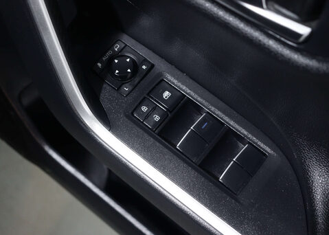 Toyota Rav4 2.5 RAV4 Icon HEV 4x2 CVT 5dr 36