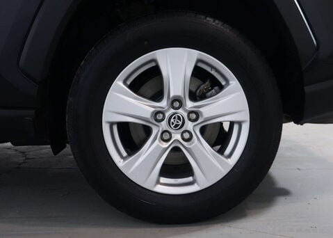 Toyota Rav4 2.5 RAV4 Icon HEV 4x2 CVT 5dr 16