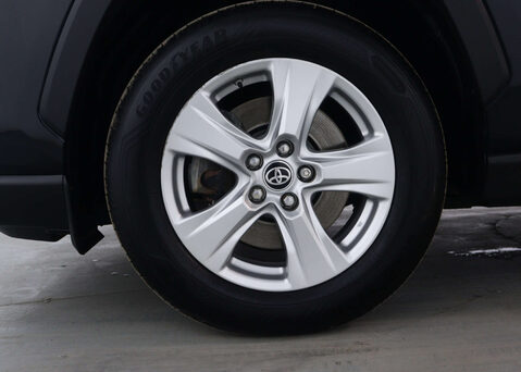 Toyota Rav4 2.5 RAV4 Icon HEV 4x2 CVT 5dr 15