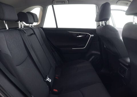 Toyota Rav4 2.5 RAV4 Icon HEV 4x2 CVT 5dr 46