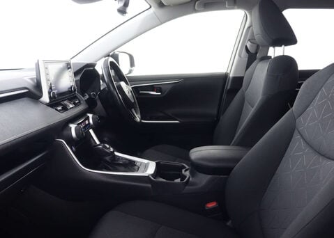 Toyota Rav4 2.5 RAV4 Icon HEV 4x2 CVT 5dr 42