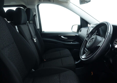 Mercedes-Benz Vito 2.0 Vito 116 CDi Tourer Select Auto L3 5dr 37