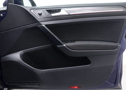 Volkswagen Golf 2.0 Golf GTi Performance TSi Semi-Auto 5dr 38