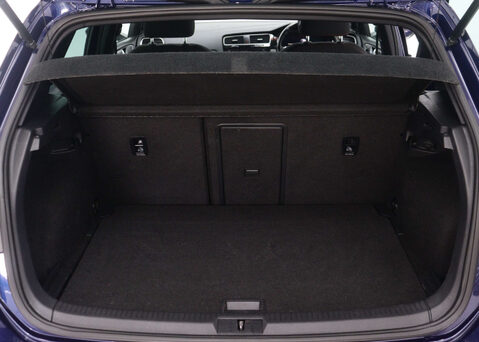 Volkswagen Golf 2.0 Golf GTi Performance TSi Semi-Auto 5dr 45