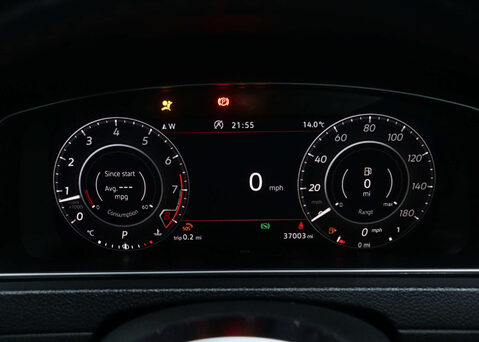 Volkswagen Golf 2.0 Golf GTi Performance TSi Semi-Auto 5dr 13