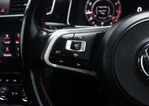 Volkswagen Golf 2.0 Golf GTi Performance TSi Semi-Auto 5dr 28