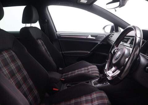 Volkswagen Golf 2.0 Golf GTi Performance TSi Semi-Auto 5dr 36
