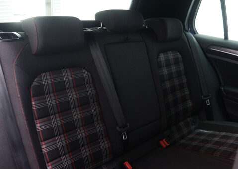Volkswagen Golf 2.0 Golf GTi Performance TSi Semi-Auto 5dr 44
