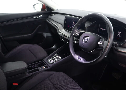 Skoda Octavia 1.0 Octavia SE Technology TSi E-Tech Semi-Auto 5dr 38