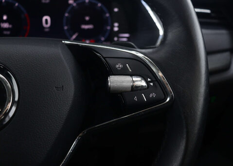 Skoda Octavia 1.0 Octavia SE Technology TSi E-Tech Semi-Auto 5dr 35