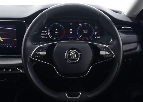 Skoda Octavia 1.0 Octavia SE Technology TSi E-Tech Semi-Auto 5dr 17