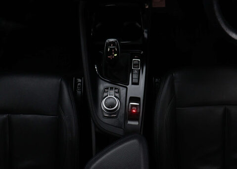 BMW X1 2.0 X1 sDrive 20i XLine Auto 5dr 19