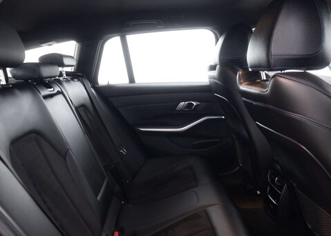 BMW 3 Series 2.0 330E M Sport Auto 5dr 52