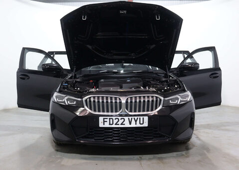 BMW 3 Series 2.0 330E M Sport Auto 5dr 57