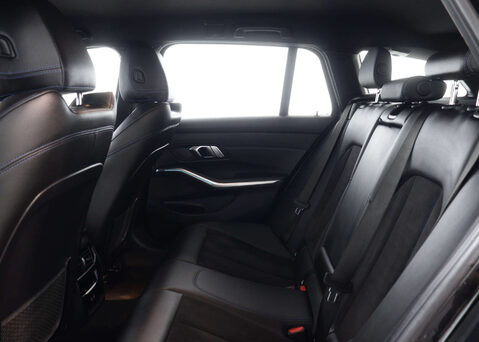 BMW 3 Series 2.0 330E M Sport Auto 5dr 51