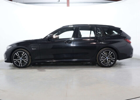 BMW 3 Series 2.0 330E M Sport Auto 5dr 8