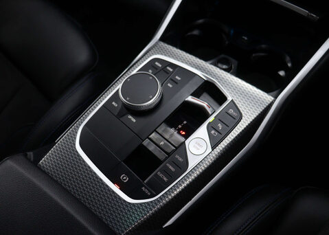 BMW 3 Series 2.0 330E M Sport Auto 5dr 39