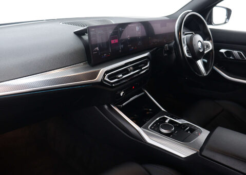 BMW 3 Series 2.0 330E M Sport Auto 5dr 47